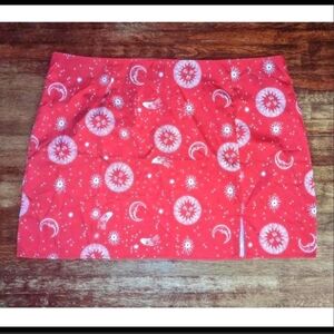 NWOT SheIn Curve red and white celestial galaxy witchy mini skirt with slit